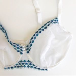La Perla White Embroidered Trim Balconette Bra 36D